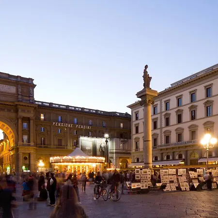 Repubblica Luxury | Esperienze Hotel apartamentowy Florencja